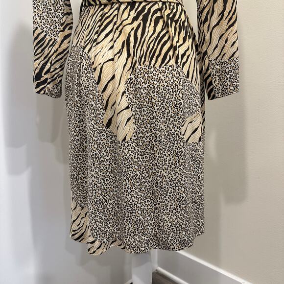 Natori Black Tan Animal Print Stretch Jersey Kimono Robe Tiger Leopard Lounge - Picture 12 of 14